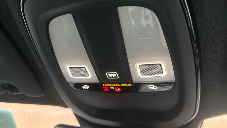 Volvo XC40 2.0 B4P Plus Dark 5dr Auto Petrol Estate